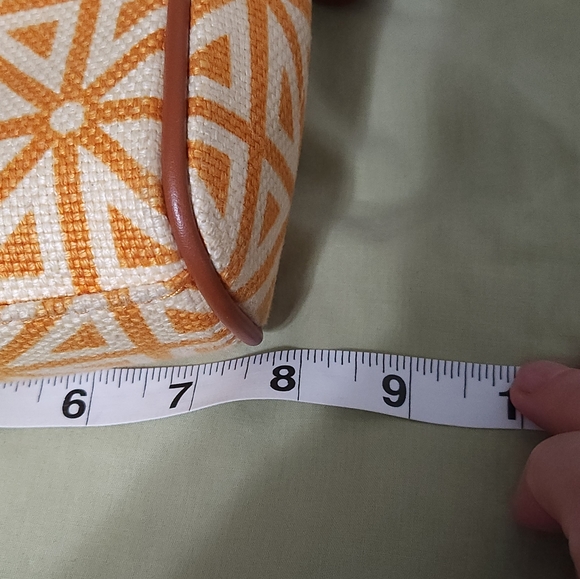 Spartina 449 Linen and Leather Crossbody Bag. 8 inches. Preloved - Picture 7 of 7